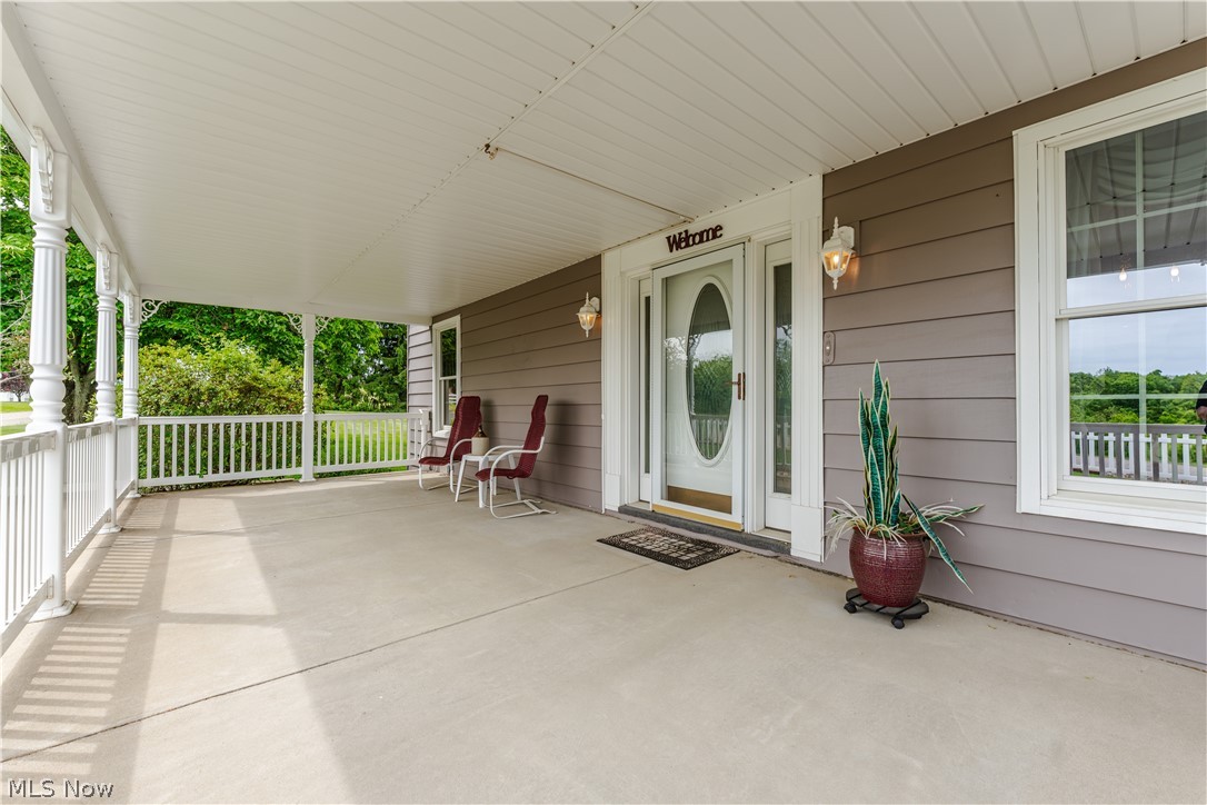 7759 Eddie Hill Road SE Uhrichsville OH 44683