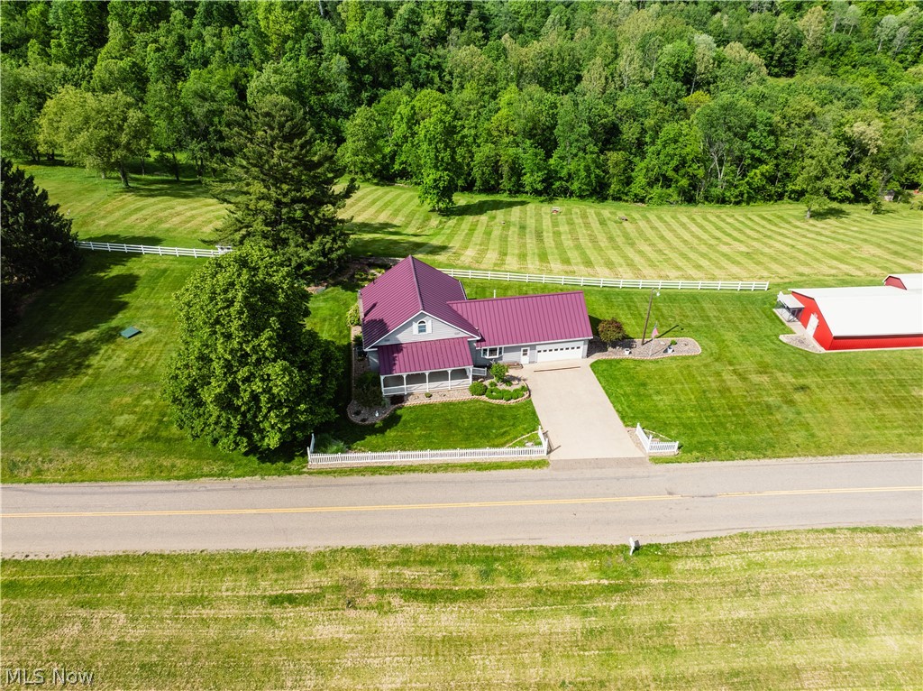 7759 Eddie Hill Road SE Uhrichsville OH 44683