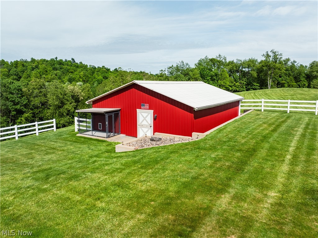 7759 Eddie Hill Road SE Uhrichsville OH 44683