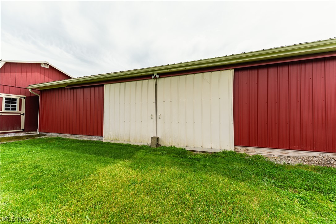 7759 Eddie Hill Road SE Uhrichsville OH 44683