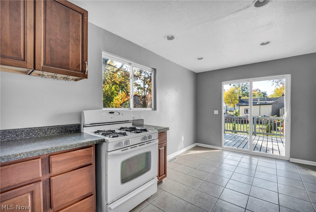 1083 Eastlake Drive Eastlake OH 44095