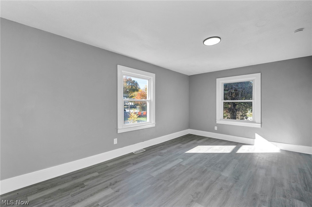 1083 Eastlake Drive Eastlake OH 44095