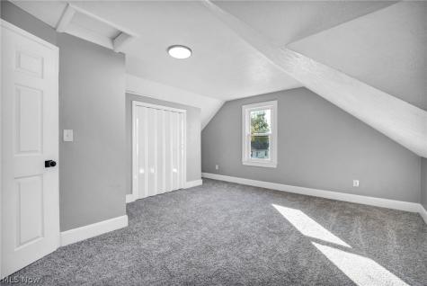 1083 Eastlake Drive Eastlake OH 44095