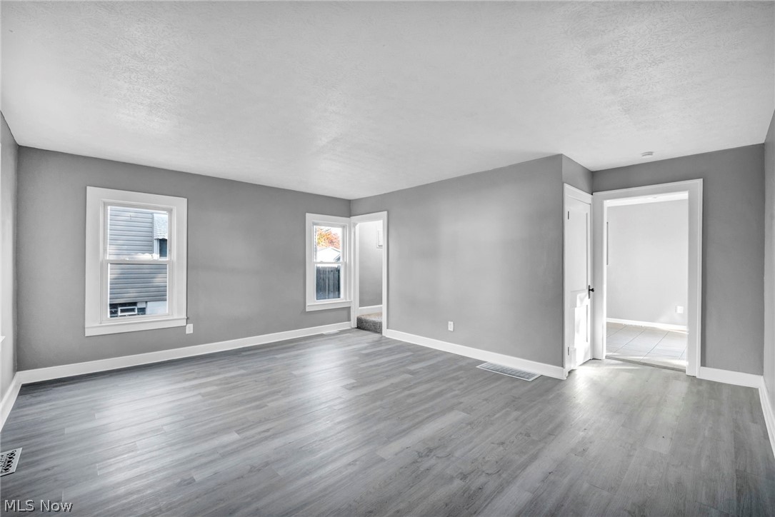 1083 Eastlake Drive Eastlake OH 44095