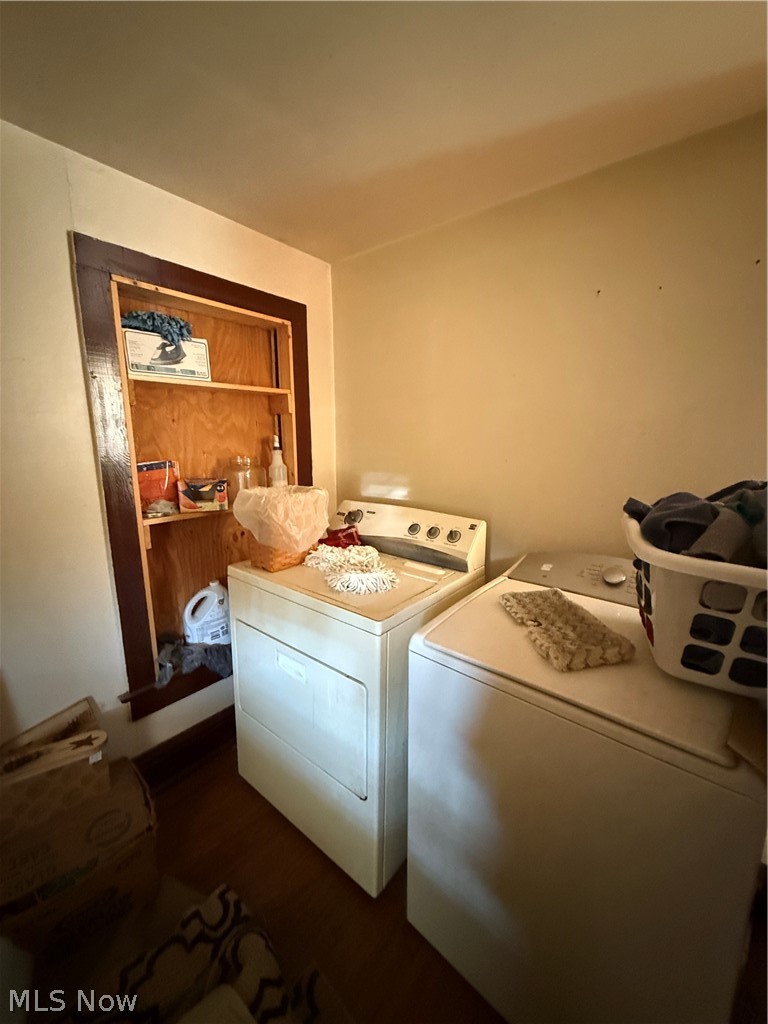 1748 South Lawn Extension Coshocton OH 43812