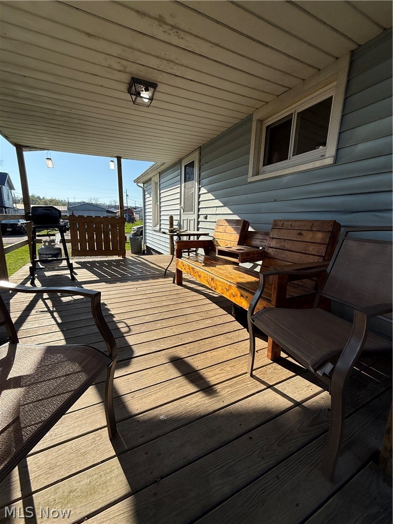 1748 South Lawn Extension Coshocton OH 43812
