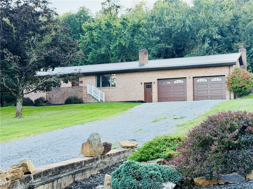 1674 Township Highway 244 Toronto OH 43964