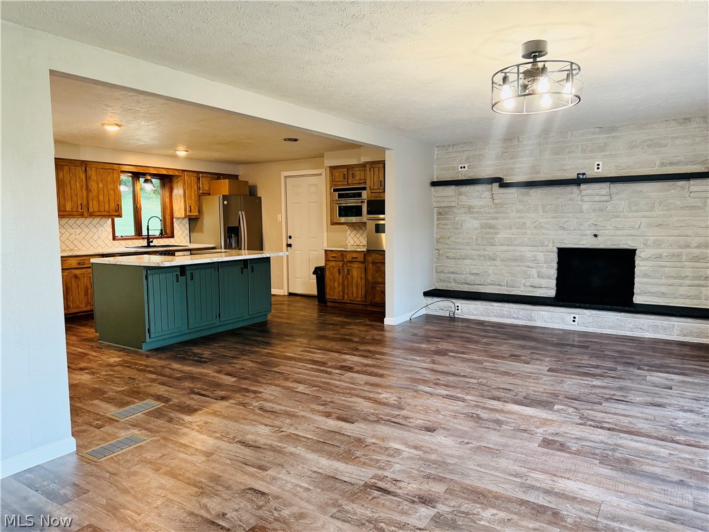 1674 Township Highway 244 Toronto OH 43964