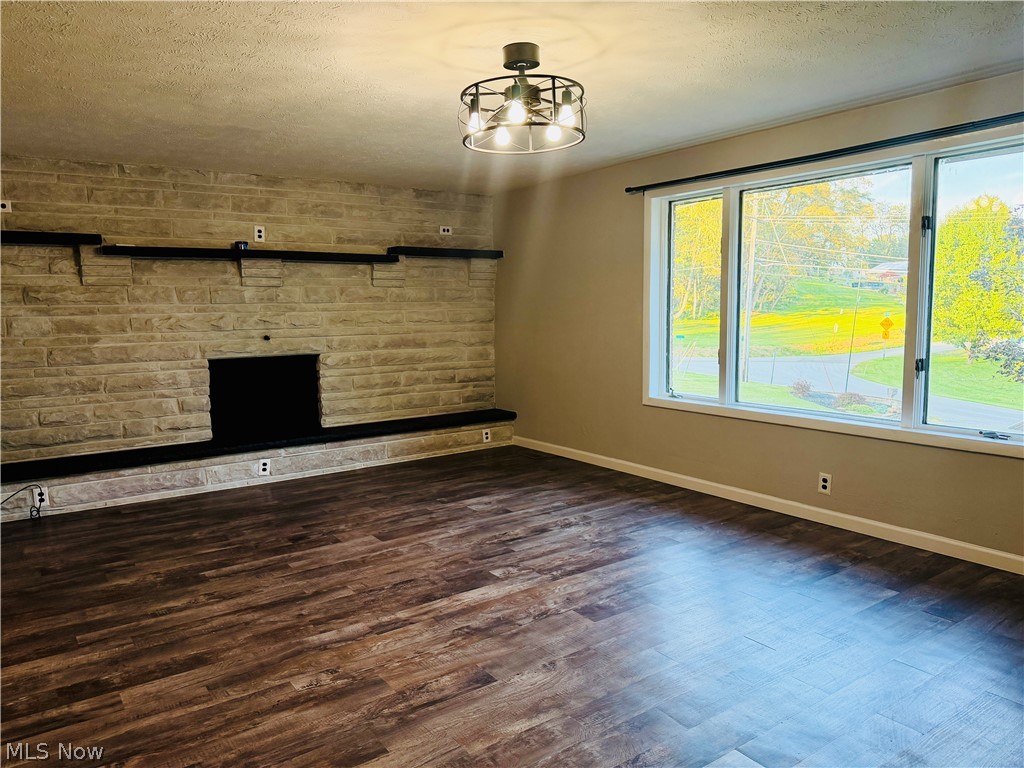 1674 Township Highway 244 Toronto OH 43964