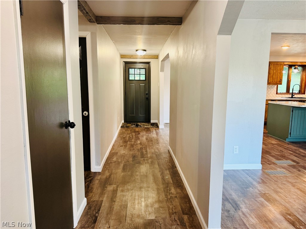 1674 Township Highway 244 Toronto OH 43964