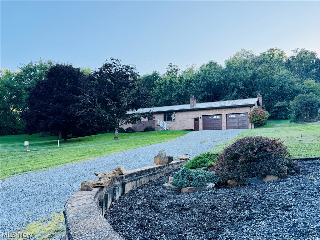 1674 Township Highway 244 Toronto OH 43964