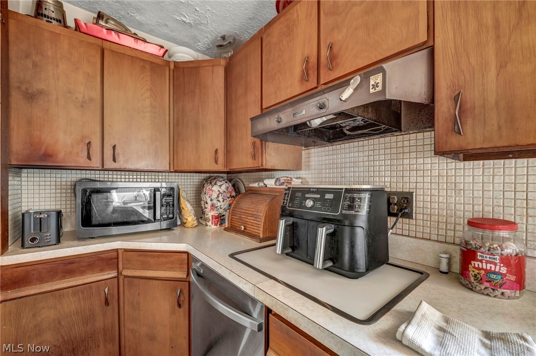 3919 Robert Avenue Cleveland OH 44109