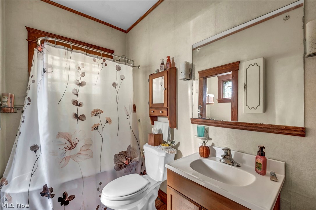3919 Robert Avenue Cleveland OH 44109