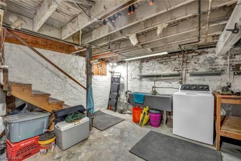 3919 Robert Avenue Cleveland OH 44109