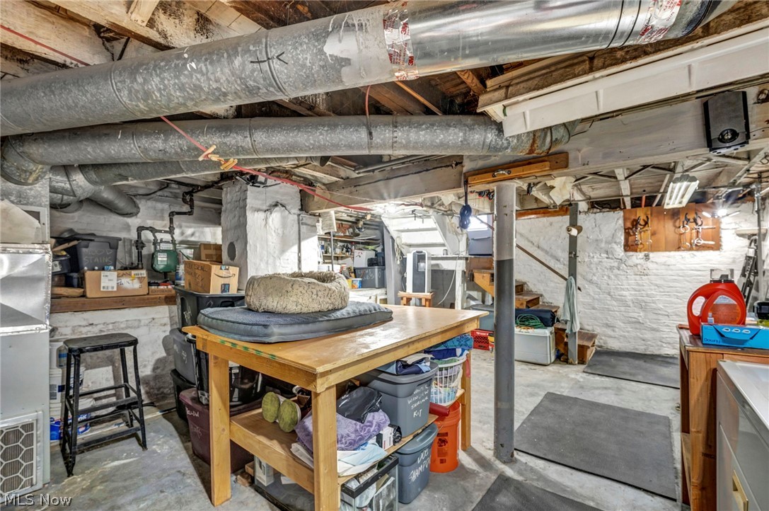 3919 Robert Avenue Cleveland OH 44109
