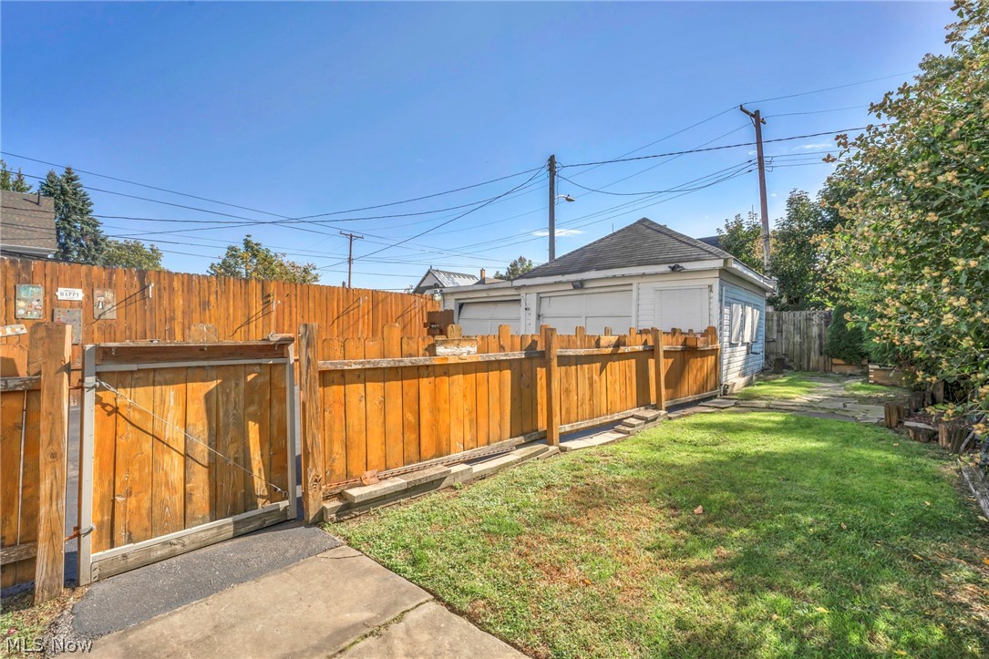 3919 Robert Avenue Cleveland OH 44109