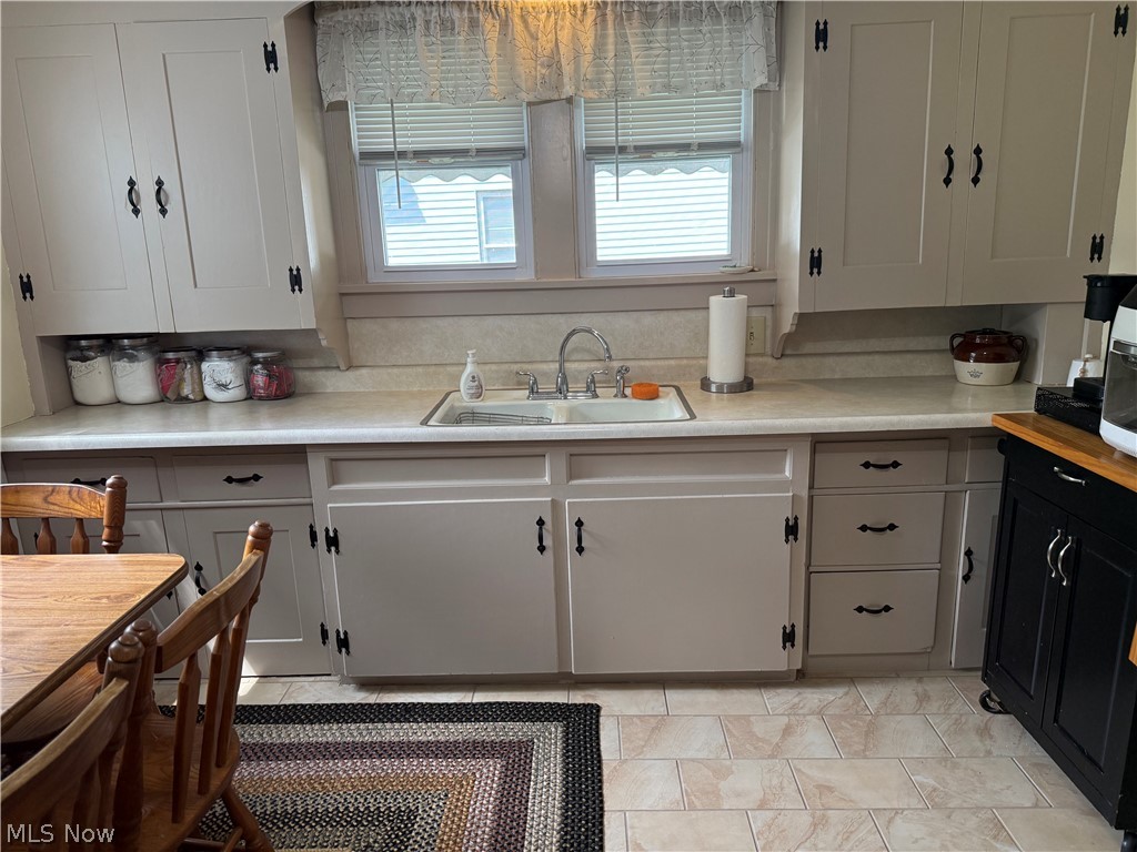 397 Depot Street Conneaut OH 44030