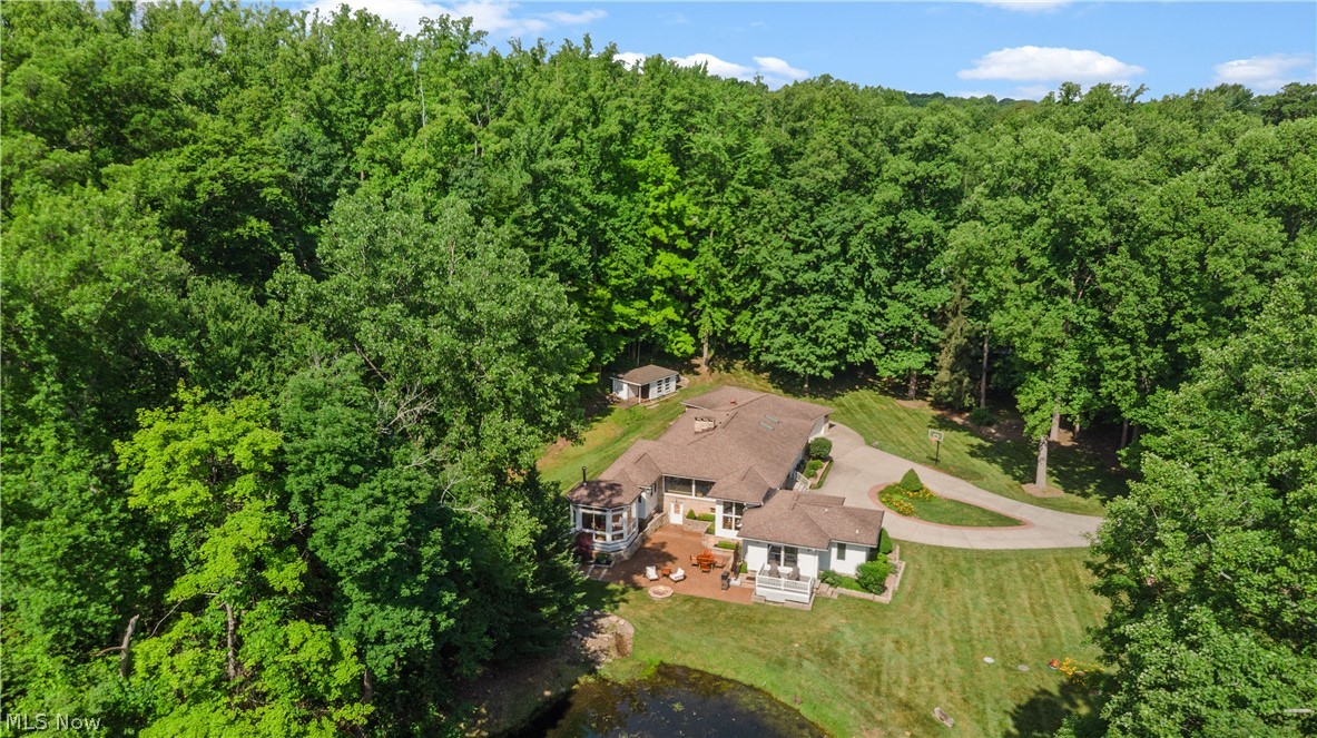 17525 Haskins Road Chagrin Falls OH 44023