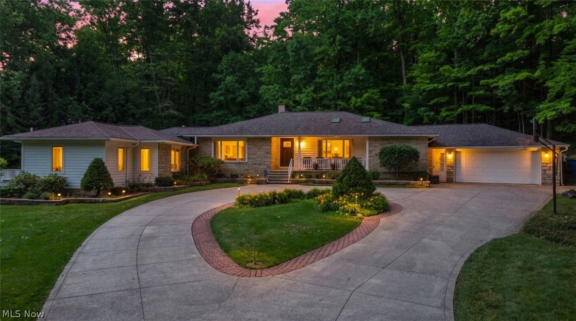 17525 Haskins Road Chagrin Falls OH 44023