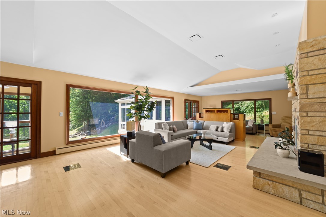 17525 Haskins Road Chagrin Falls OH 44023