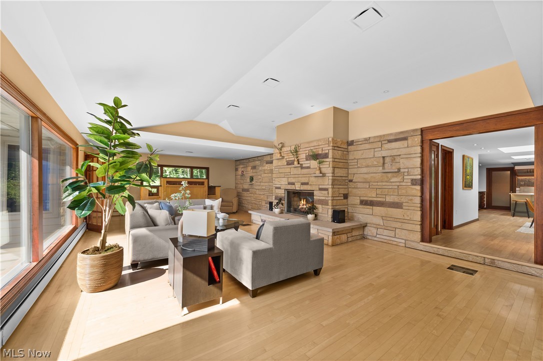 17525 Haskins Road Chagrin Falls OH 44023
