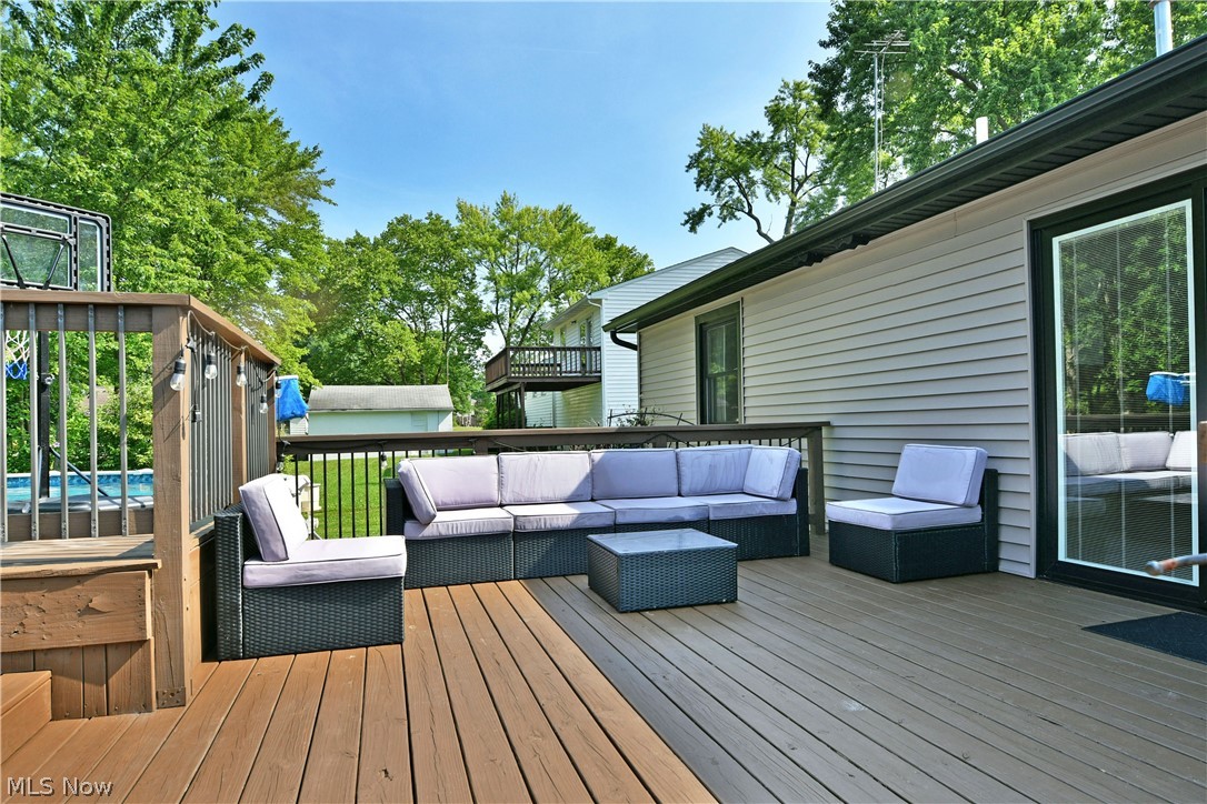 4895 Woodrow Avenue NW Warren OH 44483