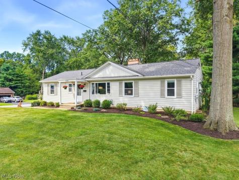 3104 Englewood Drive Silver Lake OH 44224