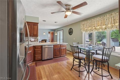 14784 Stone Creek Oval Strongsville OH 44149