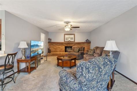 14784 Stone Creek Oval Strongsville OH 44149