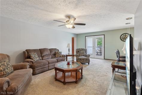 14784 Stone Creek Oval Strongsville OH 44149