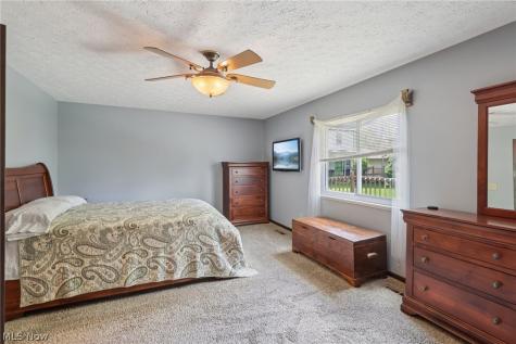14784 Stone Creek Oval Strongsville OH 44149