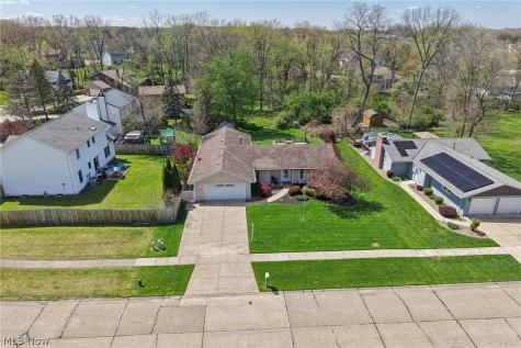 14784 Stone Creek Oval Strongsville OH 44149