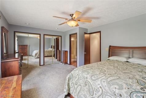 14784 Stone Creek Oval Strongsville OH 44149