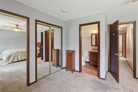 14784 Stone Creek Oval Strongsville OH 44149
