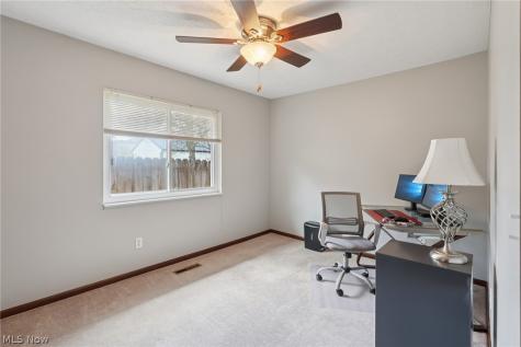 14784 Stone Creek Oval Strongsville OH 44149