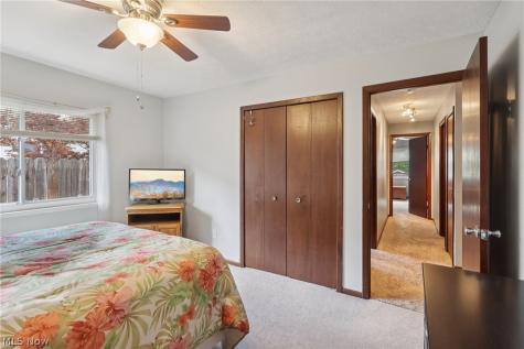 14784 Stone Creek Oval Strongsville OH 44149