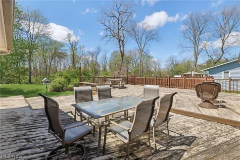 14784 Stone Creek Oval Strongsville OH 44149
