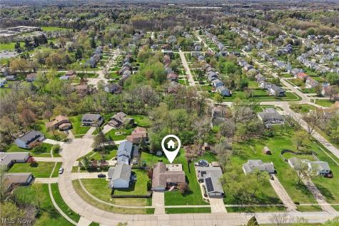 14784 Stone Creek Oval Strongsville OH 44149