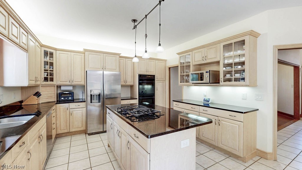 10 Deep Creek Lane Moreland Hills OH 44022