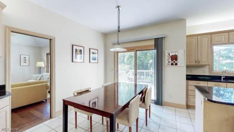 10 Deep Creek Lane Moreland Hills OH 44022