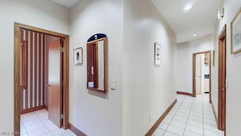10 Deep Creek Lane Moreland Hills OH 44022
