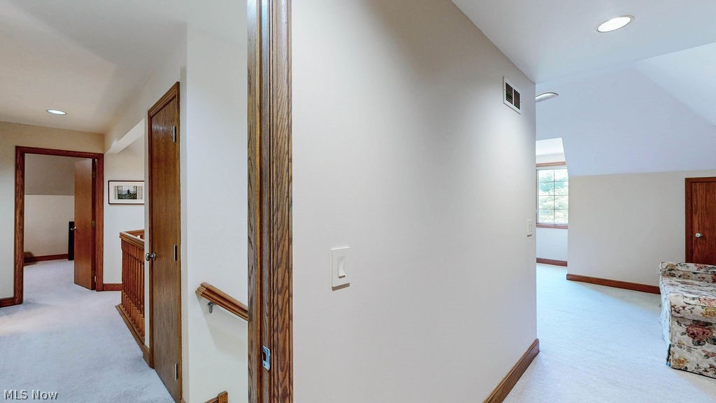 10 Deep Creek Lane Moreland Hills OH 44022