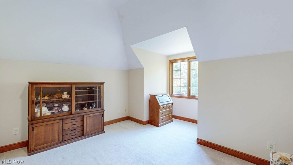 10 Deep Creek Lane Moreland Hills OH 44022