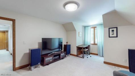 10 Deep Creek Lane Moreland Hills OH 44022