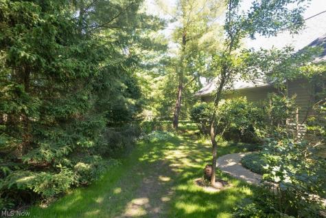 10 Deep Creek Lane Moreland Hills OH 44022
