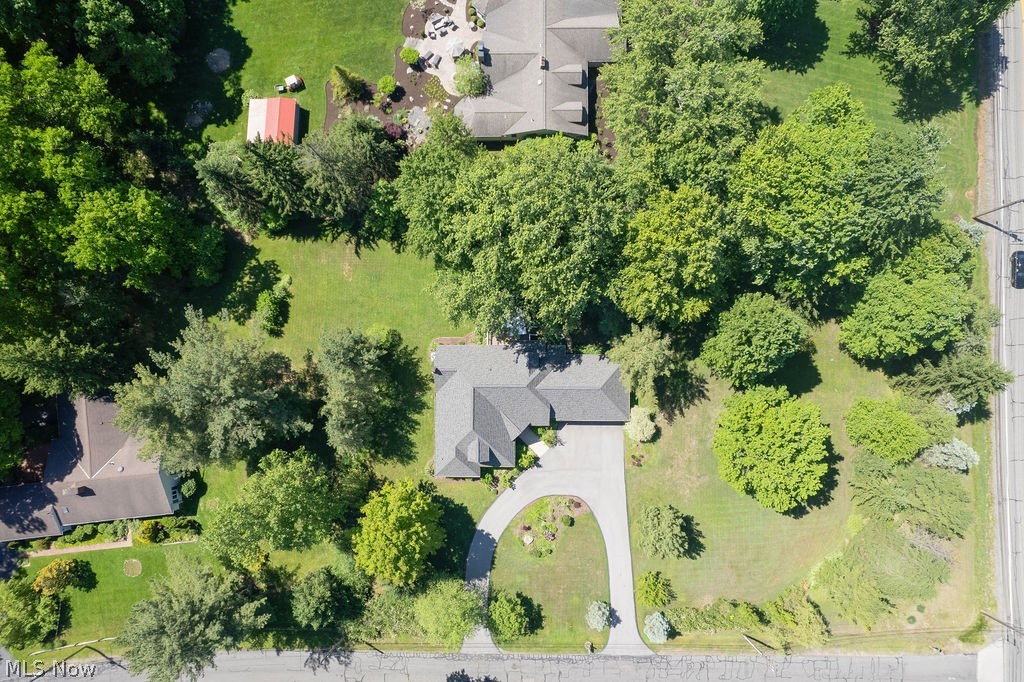 10 Deep Creek Lane Moreland Hills OH 44022