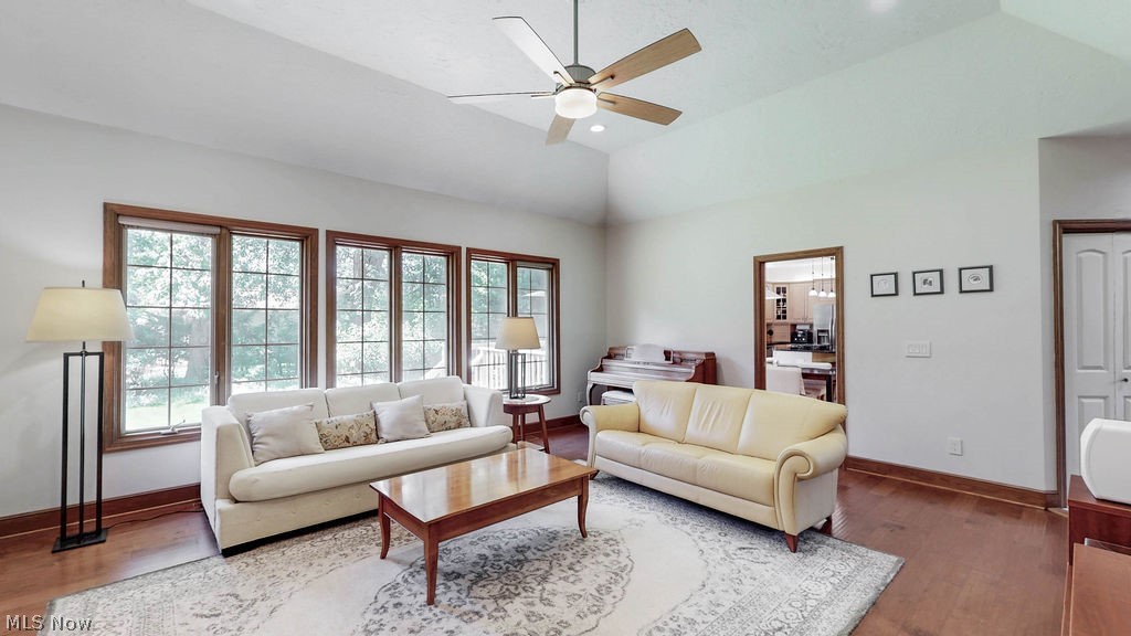 10 Deep Creek Lane Moreland Hills OH 44022