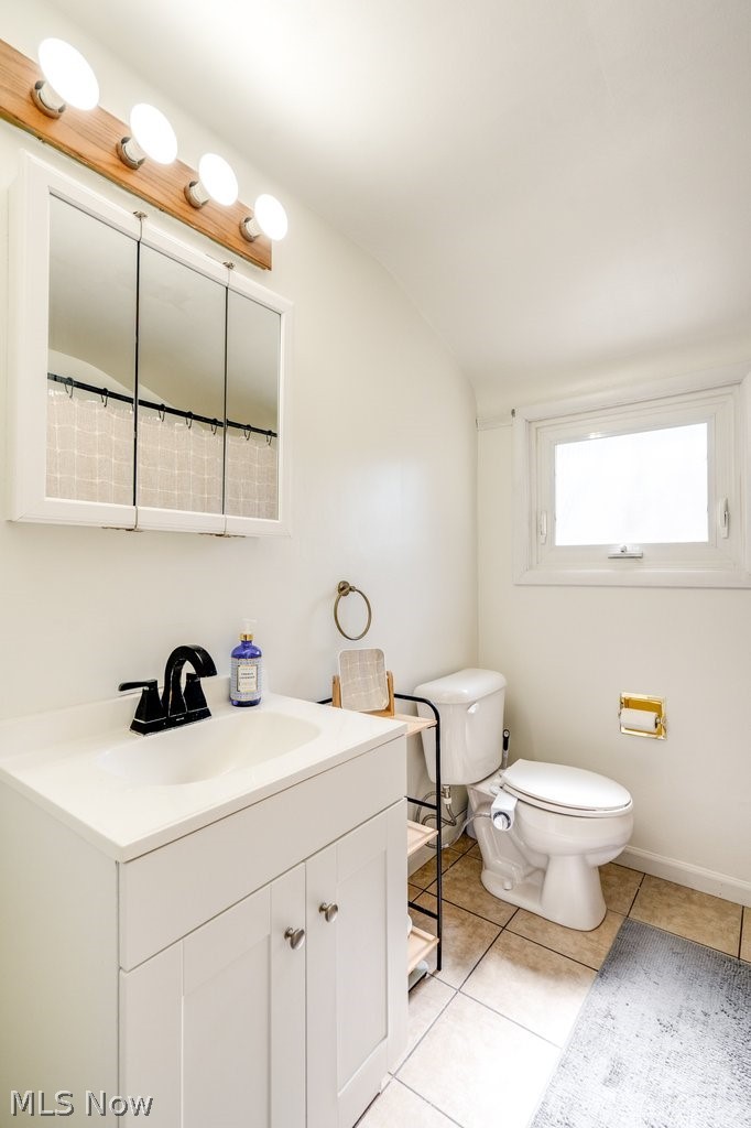 22 Van Doren Drive Cuyahoga Falls OH 44221