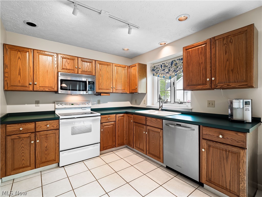 32225 Augusta Drive Avon Lake OH 44012