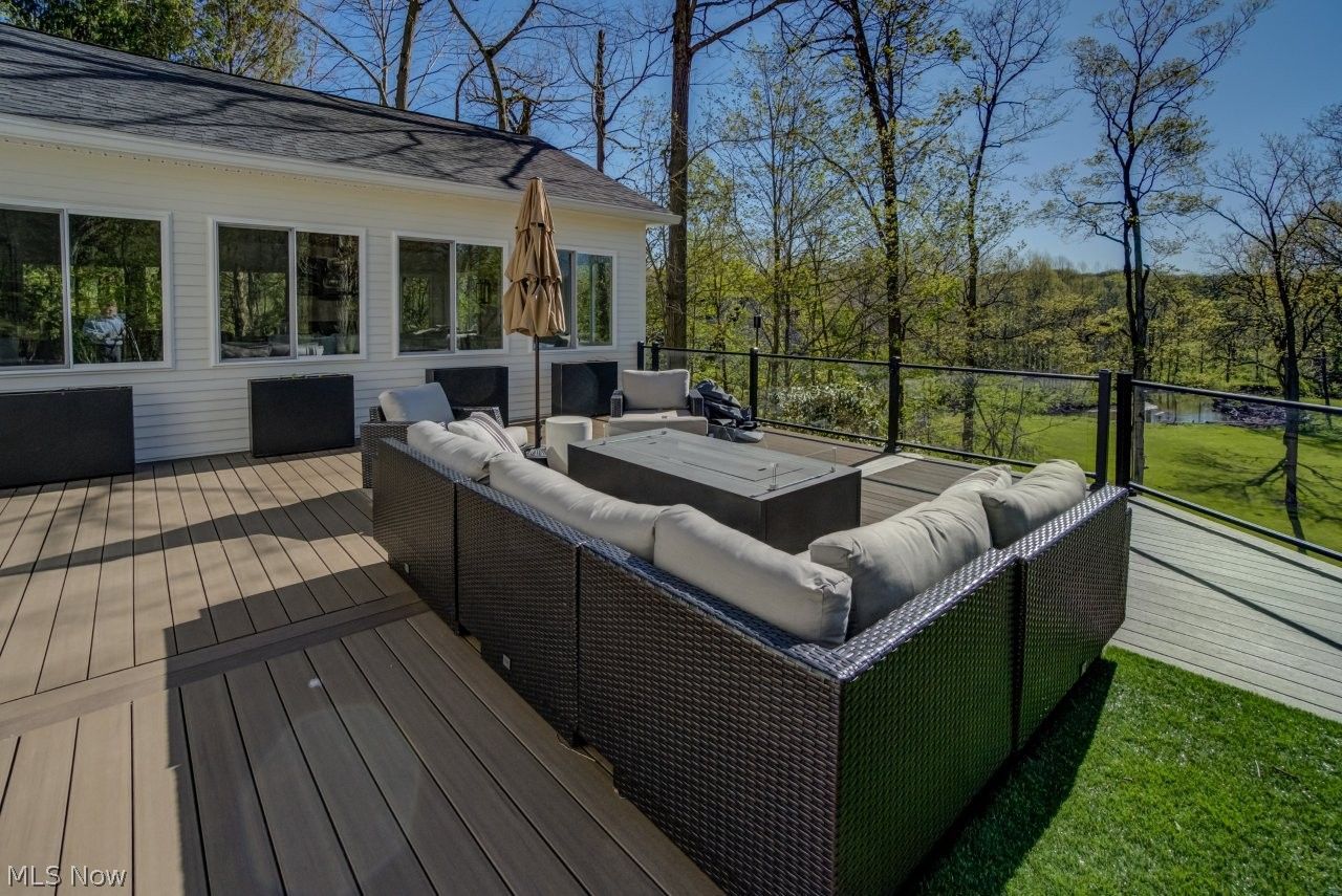 35 Winding River Trail Bentleyville OH 44022